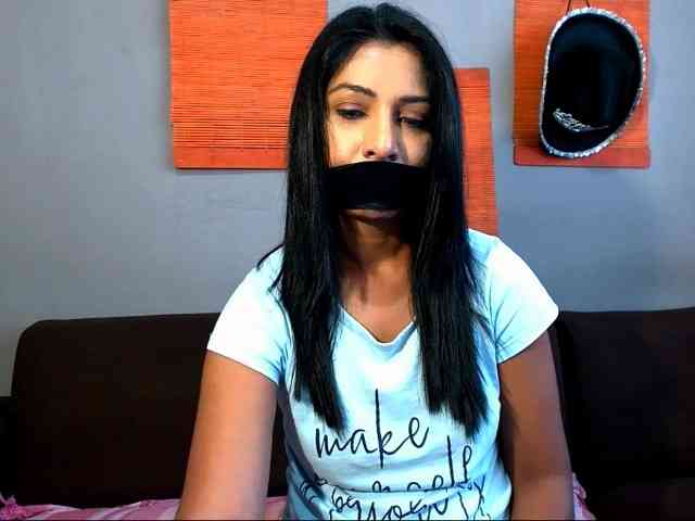 natashadil webcam