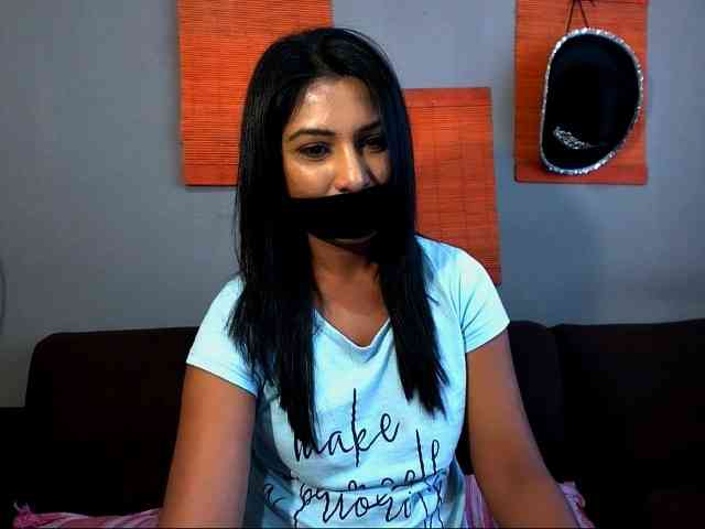 natashadil webcam
