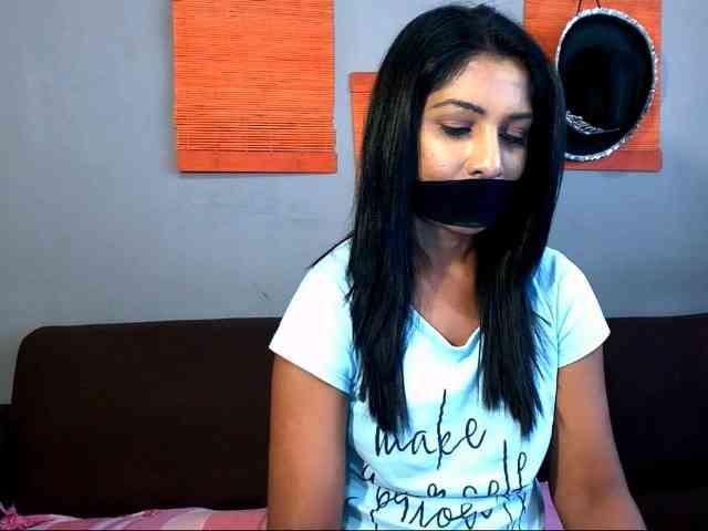 natashadil webcam