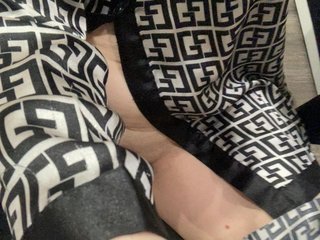 1mAngel Porn Show