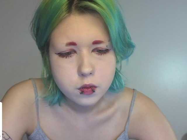 LittleKittenStar live cam on BongaCams