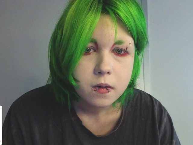 LittleKittenStar live cam on BongaCams