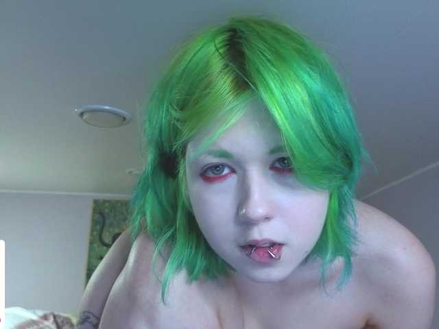 LittleKittenStar live cam on BongaCams