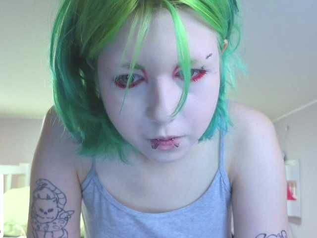 LittleKittenStar live cam on BongaCams