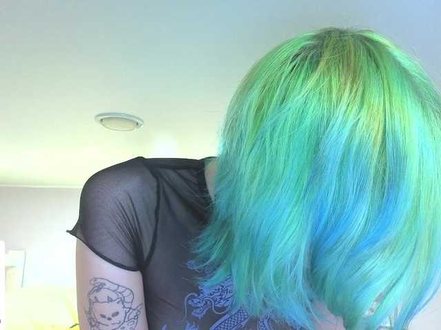 LittleKittenStar live cam on BongaCams