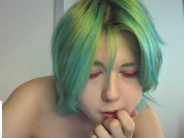 LittleKittenStar live cam on BongaCams