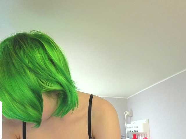 LittleKittenStar live cam on BongaCams