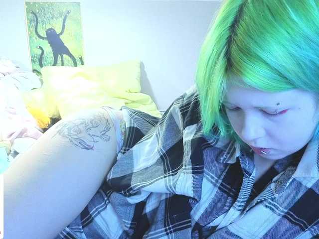 LittleKittenStar live cam on BongaCams