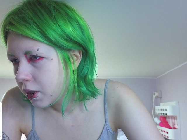 LittleKittenStar live cam on BongaCams
