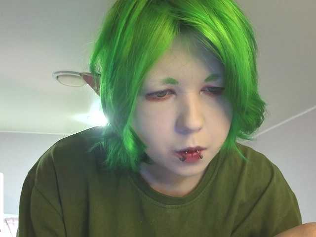 LittleKittenStar live cam on BongaCams