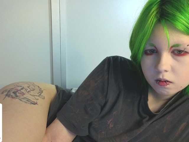 LittleKittenStar live cam on BongaCams