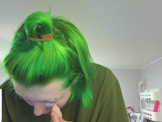 LittleKittenStar live cam on BongaCams