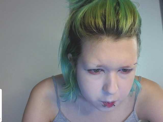 LittleKittenStar live cam on BongaCams