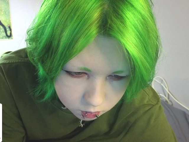 LittleKittenStar live cam on BongaCams