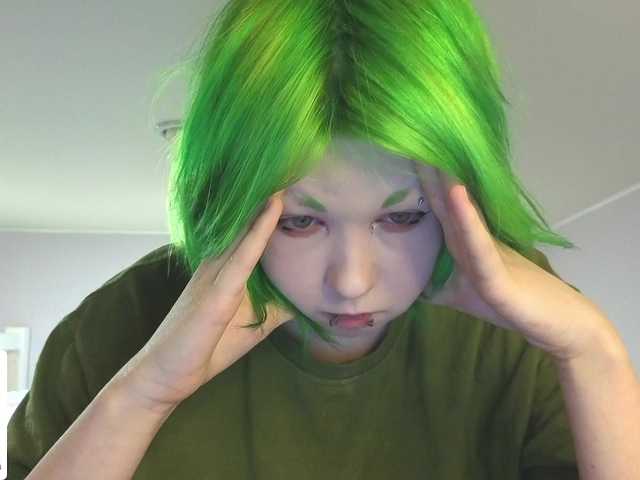 LittleKittenStar live cam on BongaCams