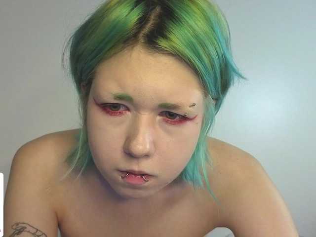 LittleKittenStar live cam on BongaCams