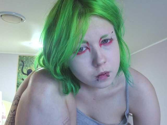 LittleKittenStar live cam on BongaCams