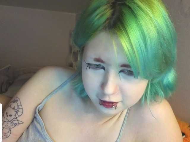 LittleKittenStar live cam on BongaCams