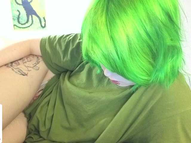 LittleKittenStar live cam on BongaCams