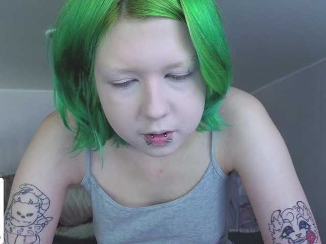 LittleKittenStar live cam on BongaCams