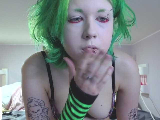 LittleKittenStar live cam on BongaCams