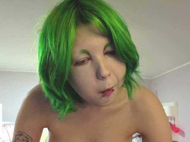 LittleKittenStar live cam on BongaCams