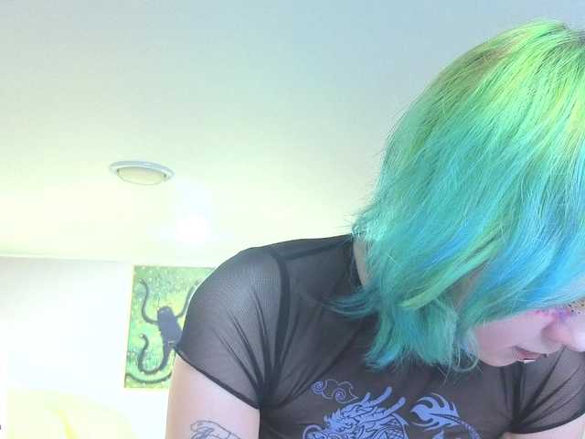 LittleKittenStar live cam preview