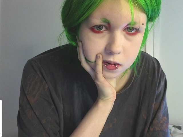 LittleKittenStar live cam on BongaCams