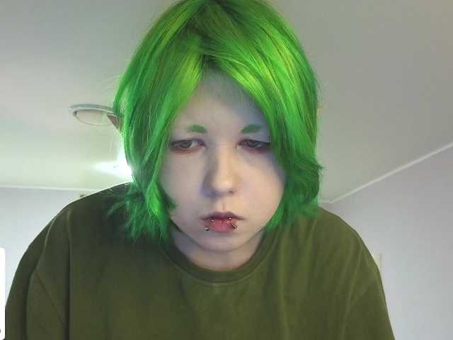 LittleKittenStar live cam on BongaCams