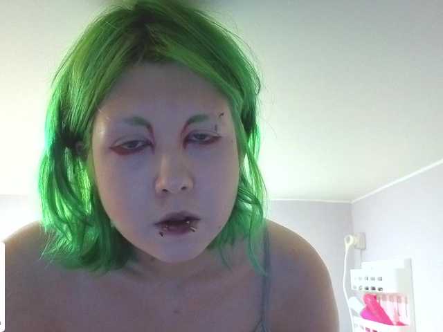 LittleKittenStar live cam on BongaCams