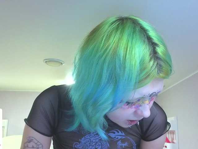 LittleKittenStar live cam on BongaCams