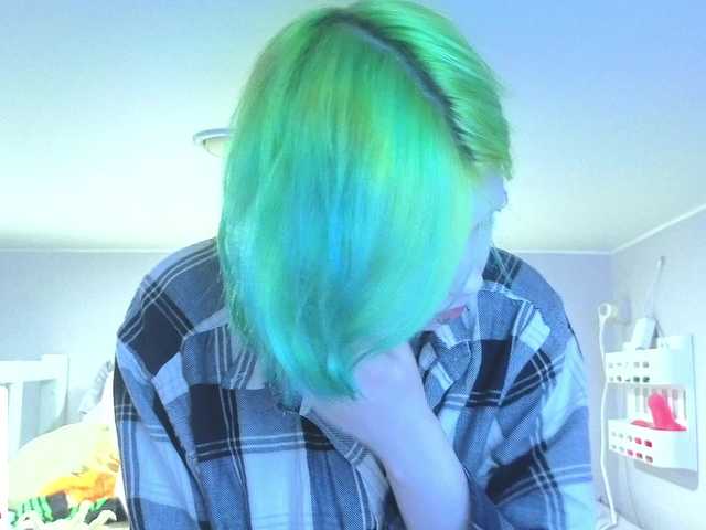LittleKittenStar live cam on BongaCams