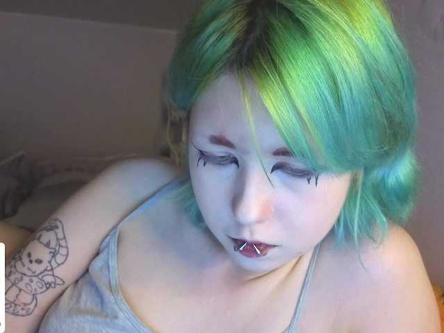 LittleKittenStar live cam on BongaCams