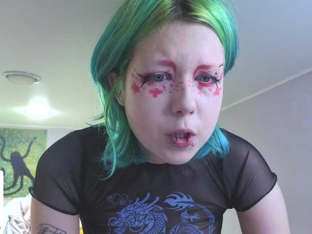 LittleKittenStar live cam on BongaCams