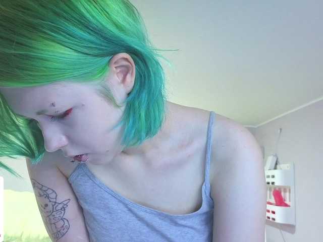 LittleKittenStar live cam on BongaCams