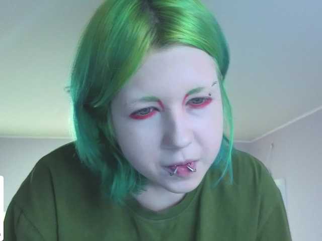 LittleKittenStar live cam on BongaCams