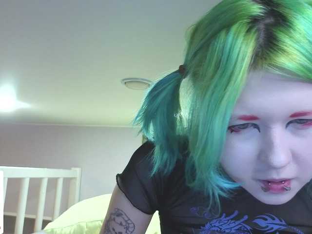 LittleKittenStar live cam preview