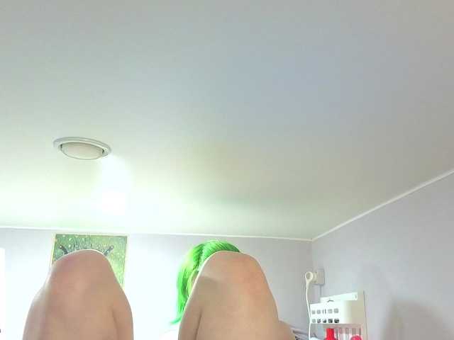LittleKittenStar live cam on BongaCams