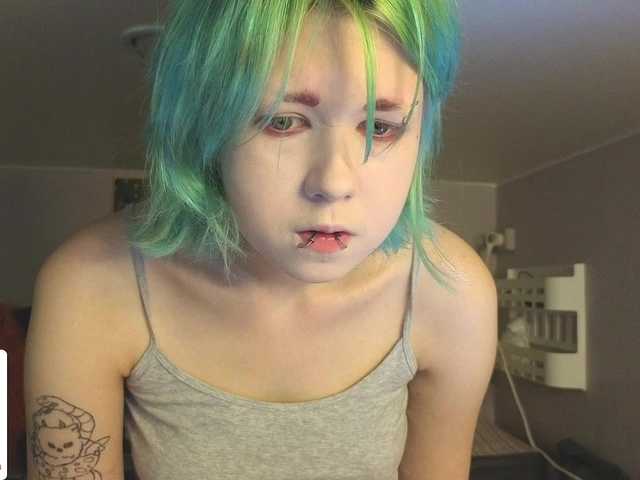 LittleKittenStar live cam on BongaCams
