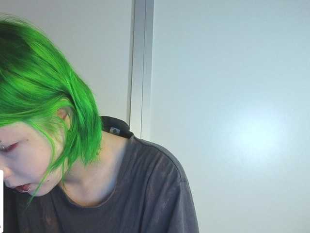 LittleKittenStar live cam on BongaCams