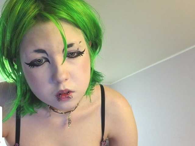 LittleKittenStar live cam on BongaCams