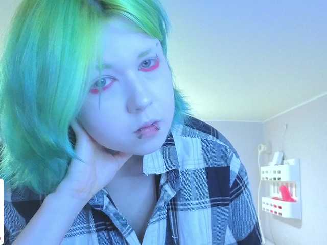 LittleKittenStar live cam on BongaCams