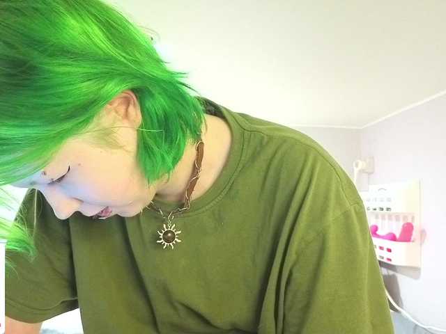 LittleKittenStar live cam on BongaCams