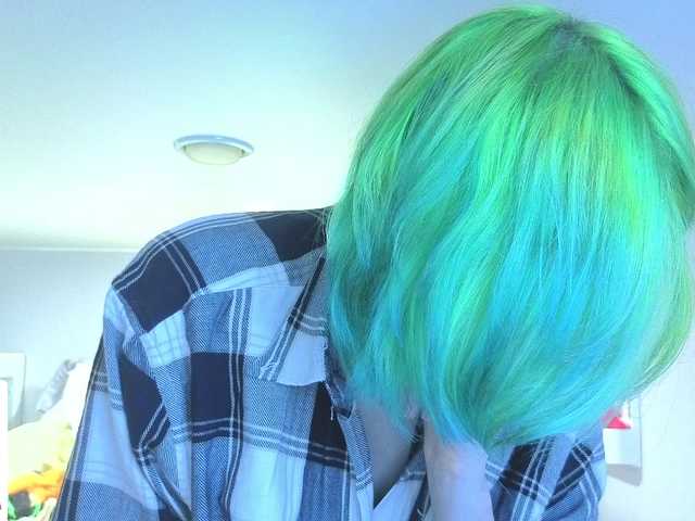 LittleKittenStar live cam on BongaCams
