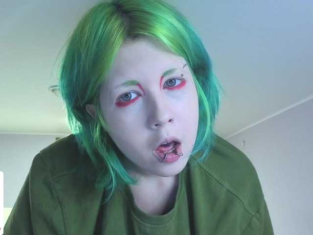 LittleKittenStar live cam on BongaCams