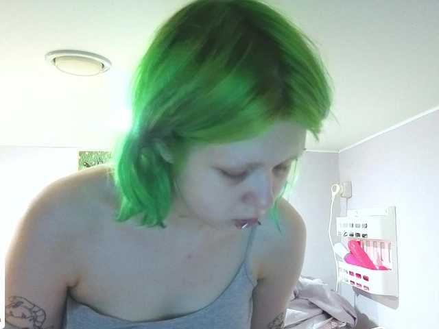 LittleKittenStar live cam on BongaCams