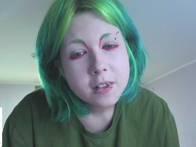 LittleKittenStar live cam on BongaCams
