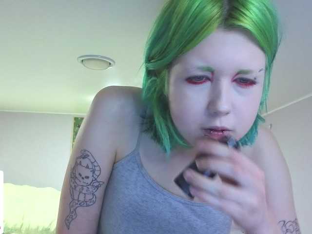 LittleKittenStar live cam on BongaCams