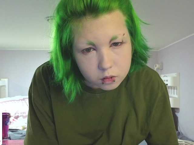 LittleKittenStar live cam on BongaCams