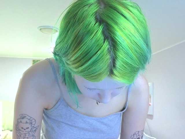 LittleKittenStar live cam on BongaCams